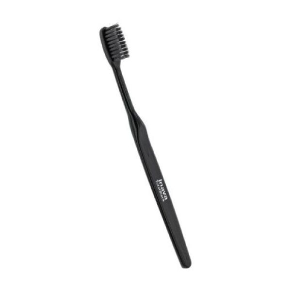 Total Black brosse à dents 10/100